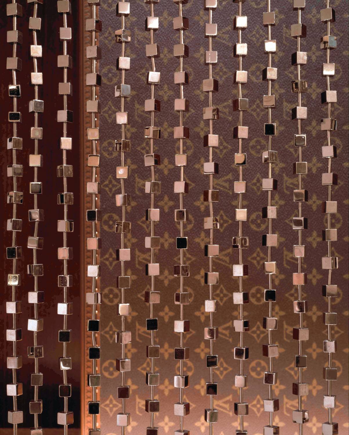 LV VIP FURNITURE, Kobe