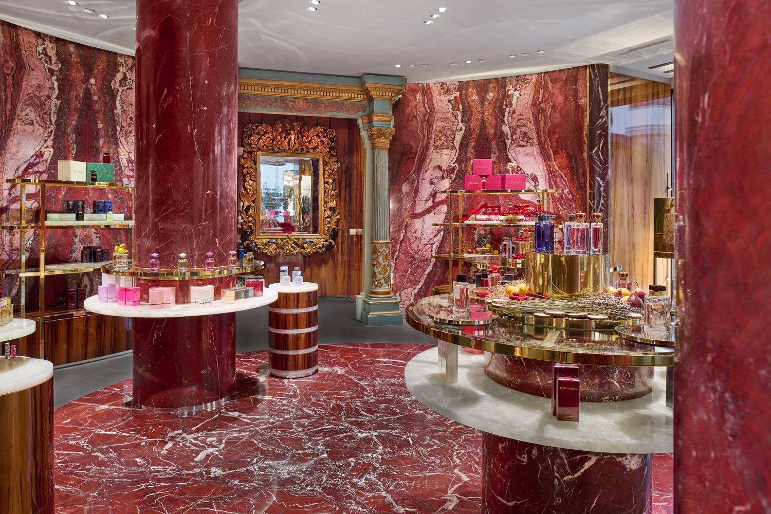 DOLCE & GABBANA Via della Spiga BEAUTY, Milan