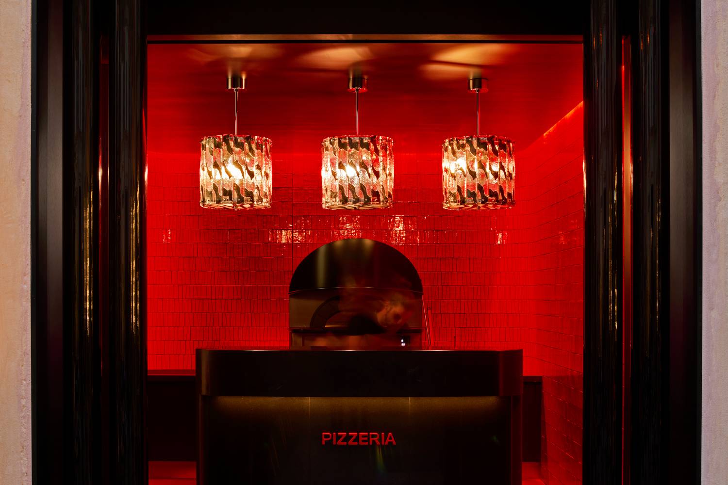 DOLCE & GABBANA PIZZARIA, Milan