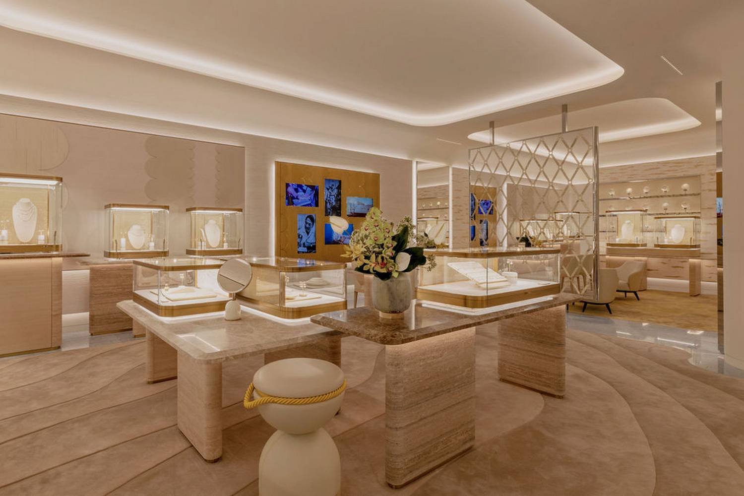 PASPALEY PEARLS, Adelaide