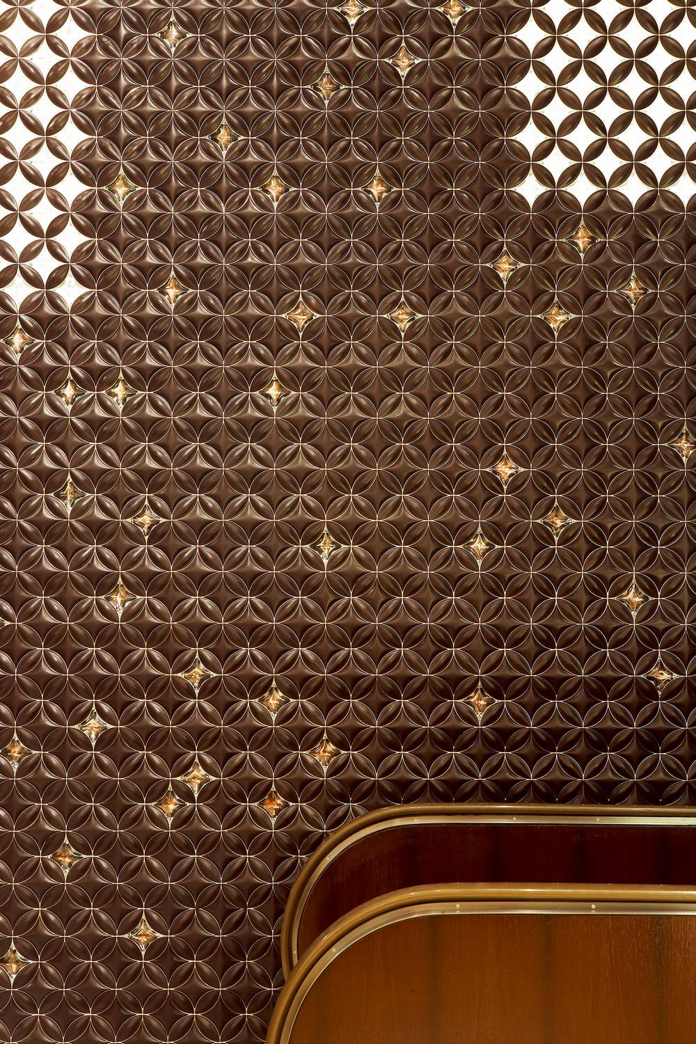 LOUIS VUITTON, Paris Avenue des Champs Elysées