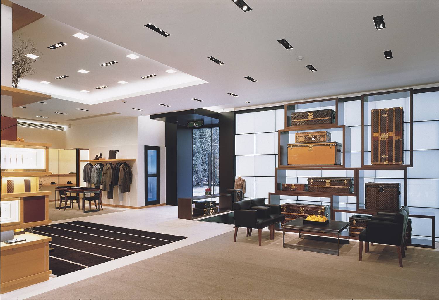 LOUIS VUITTON, Seoul