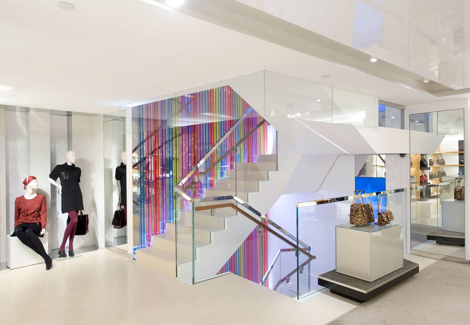LONGCHAMP BUILDING,  Kowloon Canton Road