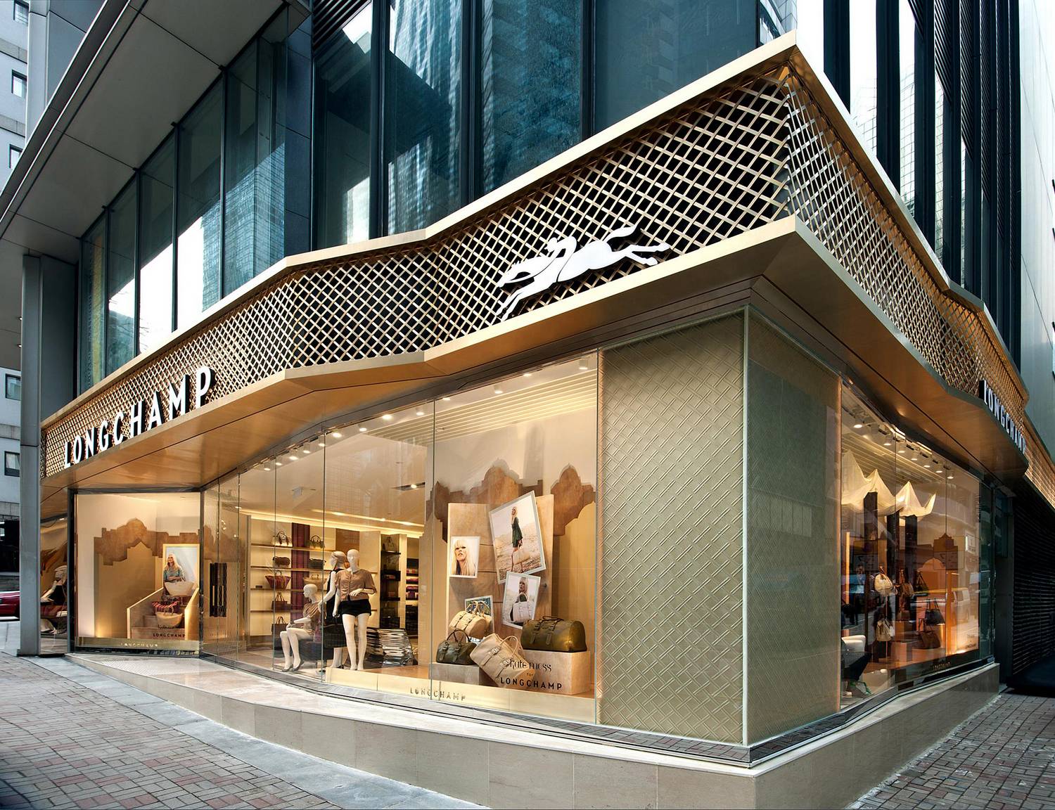LONGCHAMP BUILDING, Hong Kong Queen’s Road