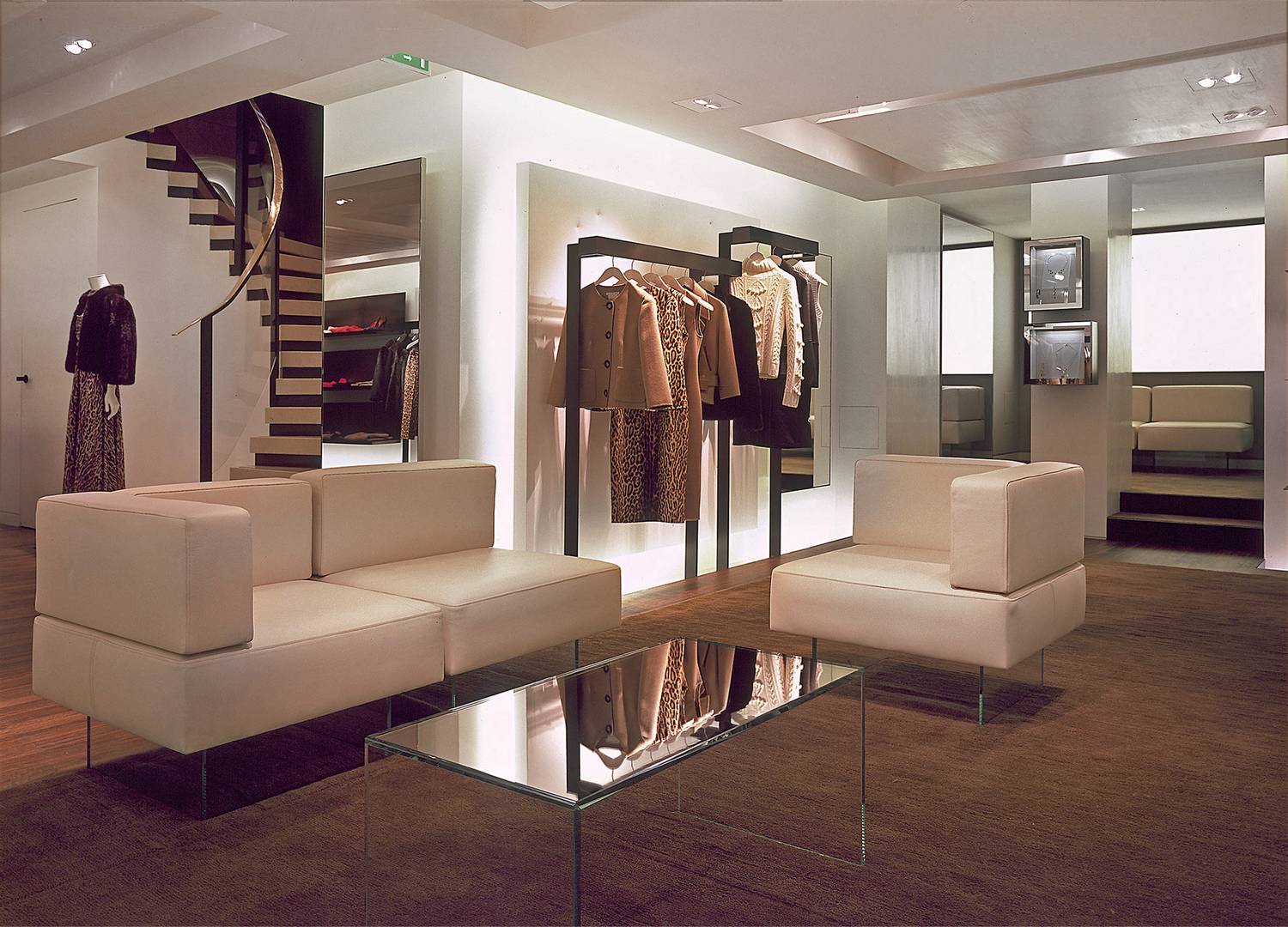 CELINE,  Paris Avenue Montaigne