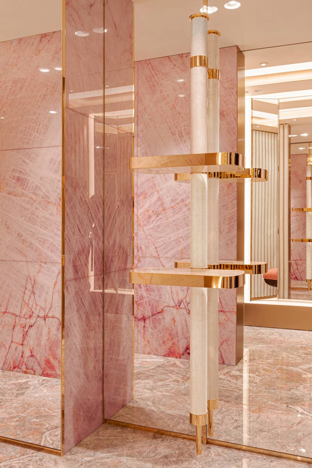 DOLCE & GABBANA, Paris rue Faubourg Saint Honore