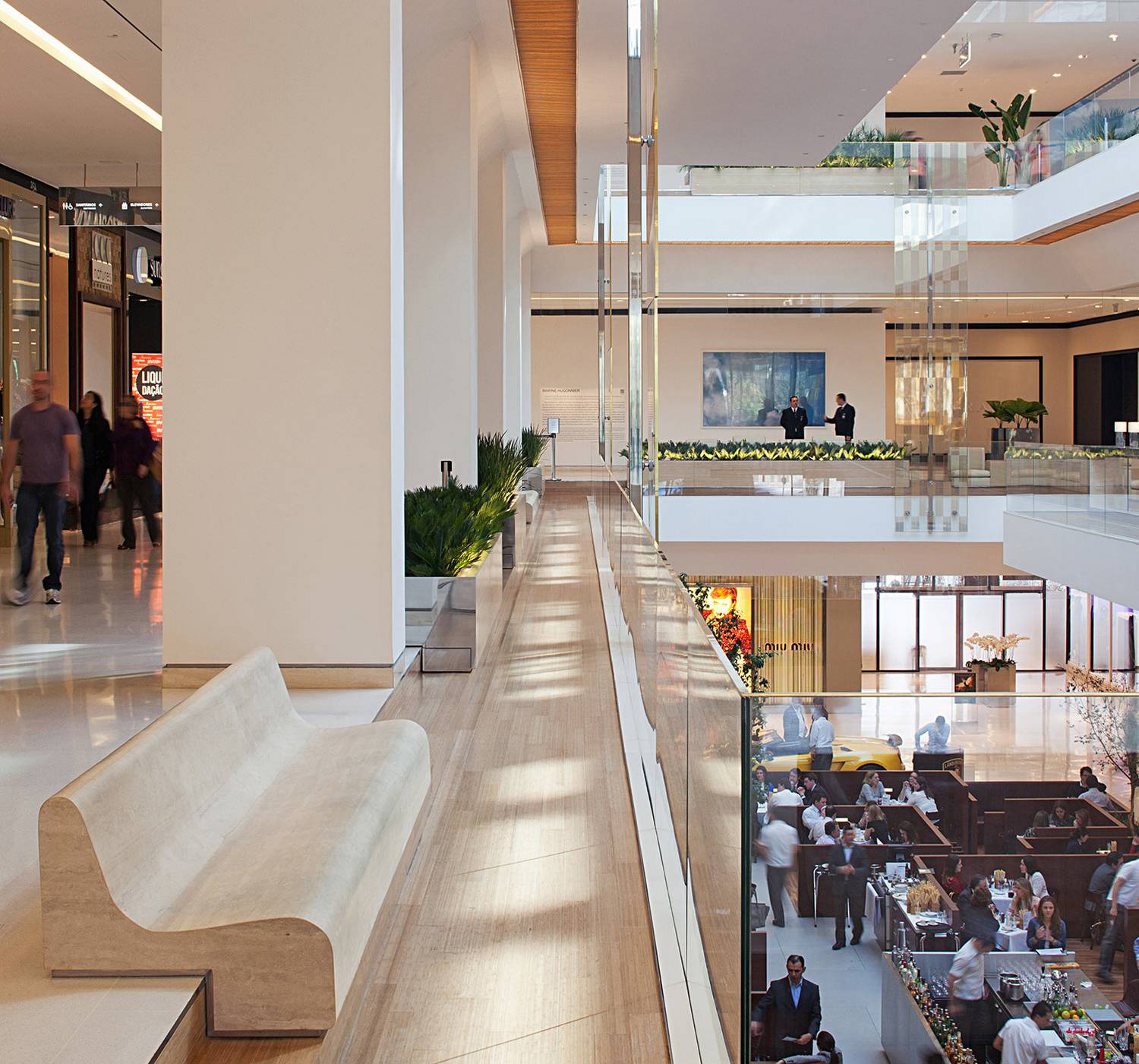 TRAVERTINE BENCH, Sao Paulo