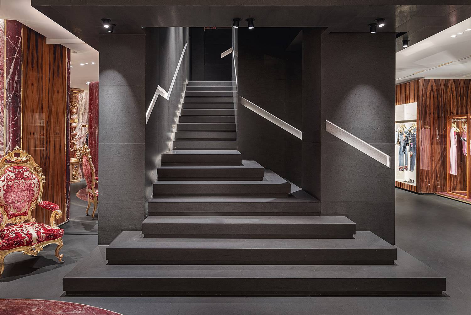 DOLCE & GABBANA, Milan Via della Spiga