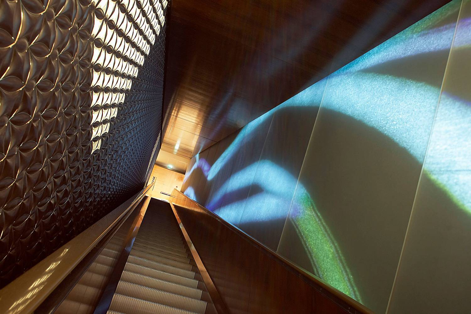 FIBRE OPTIC VIDEO WALL, Paris