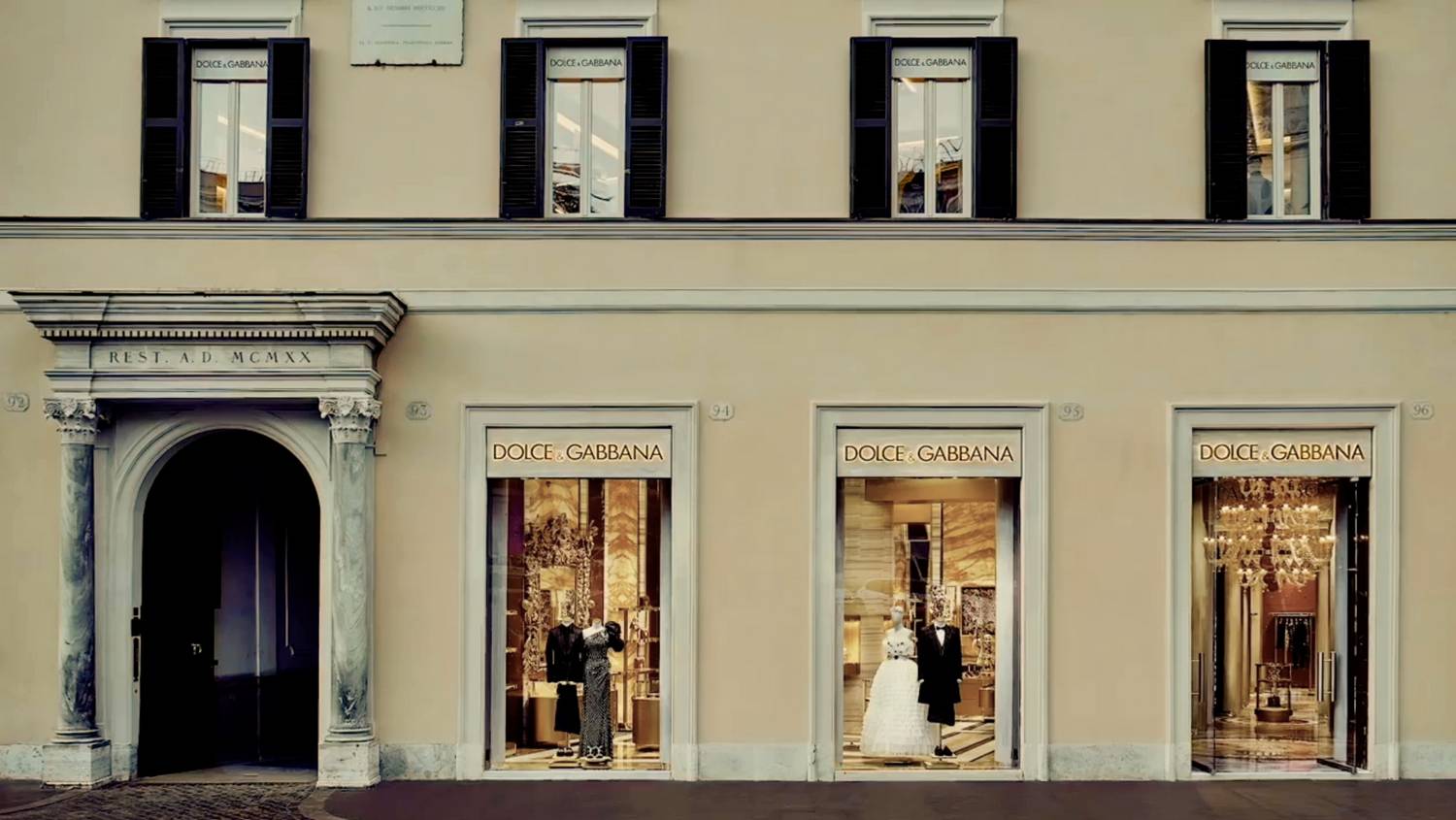 DOLCE & GABBANA, Rome Piazza di Spagna