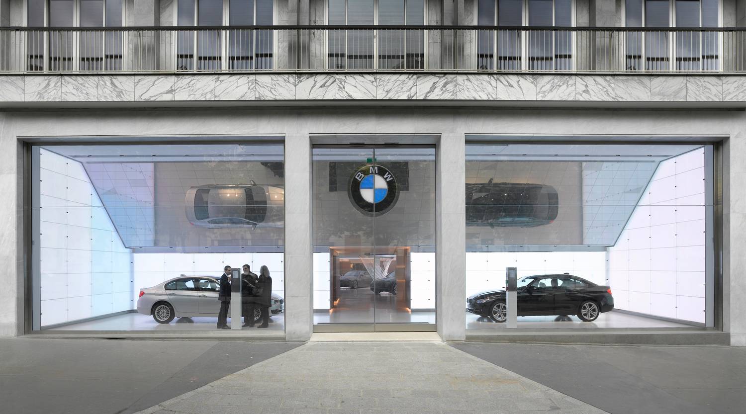 BMW AVENUE GEORGE V, Paris