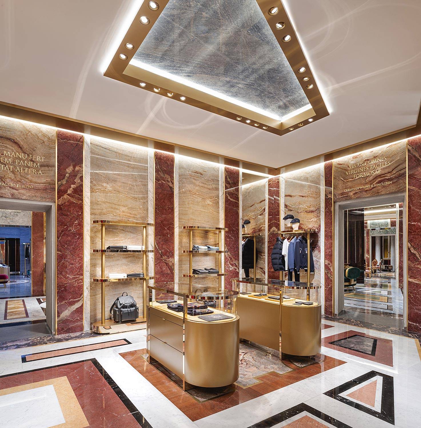 DOLCE & GABBANA, Rome Piazza di Spagna